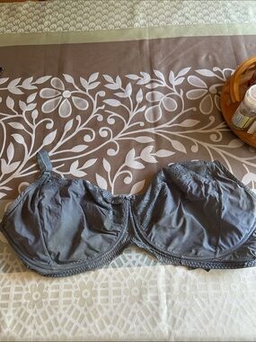 Change Full Coverage Underwire Bra — Grey Size 36M